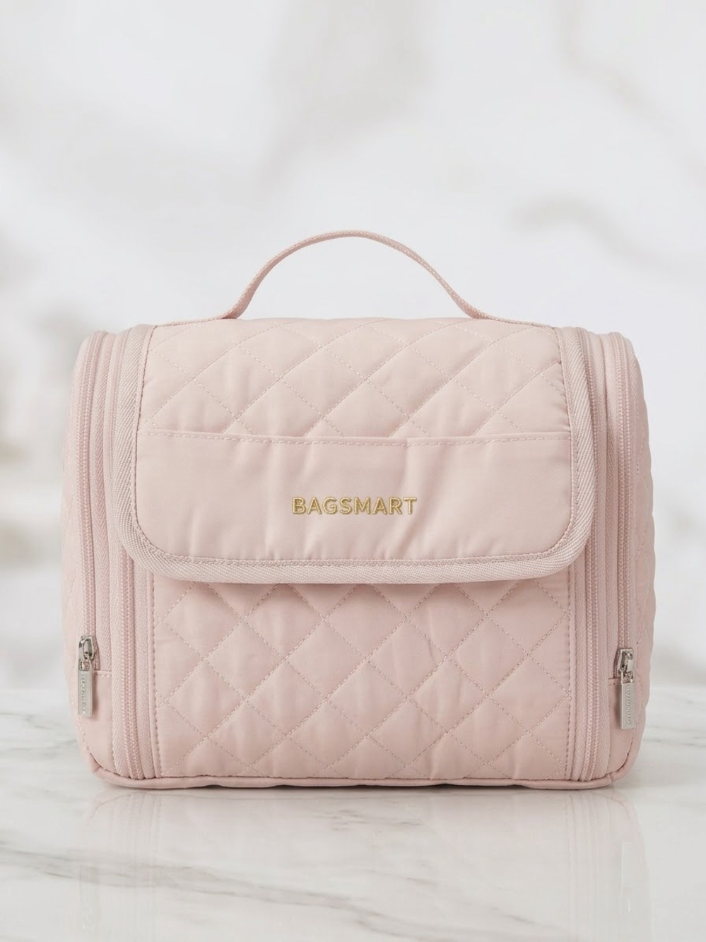 NWT BAGSMART Hanging Travel Toiletry Bag Quilted Organizer - Light Pink / Cream